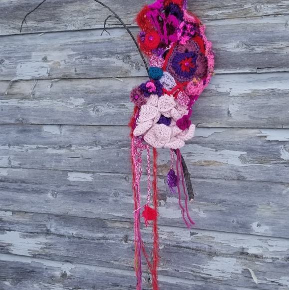 Textile Fiber Abstract Art Freeform Crochet - Picture 4 of 6